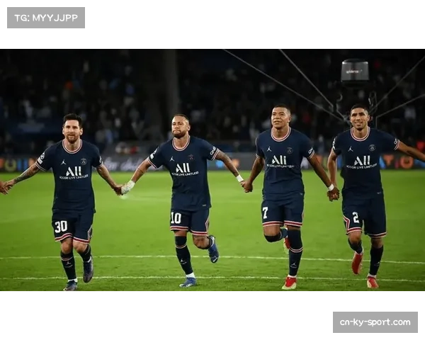 朗斯1分优势登顶法甲 巴黎遭遇近五年最差半程防守