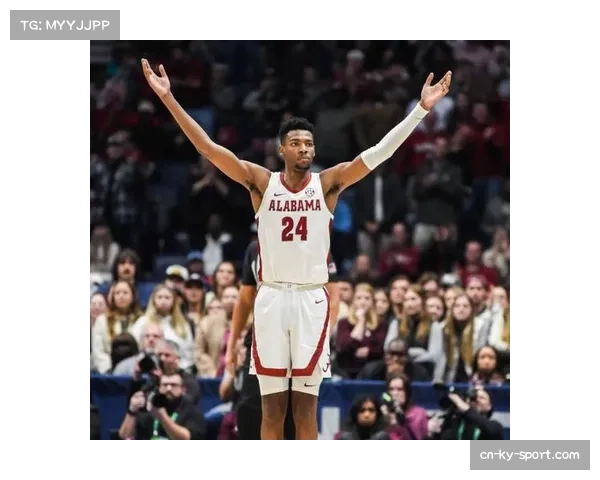 约翰逊83.3%命中率战四川 高效输出展现锋线终结稳定性